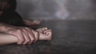 নরসিংদীতে গৃহবধূকে সংঘবদ্ধ ধর্ষণের অভিযোগ